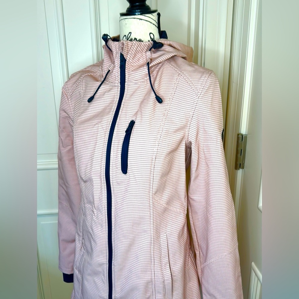 πΈ Nautica Softshell Rain Jacket β Pink w/ Black Polka Dots | Size S | Spring - Picture 3 of 12